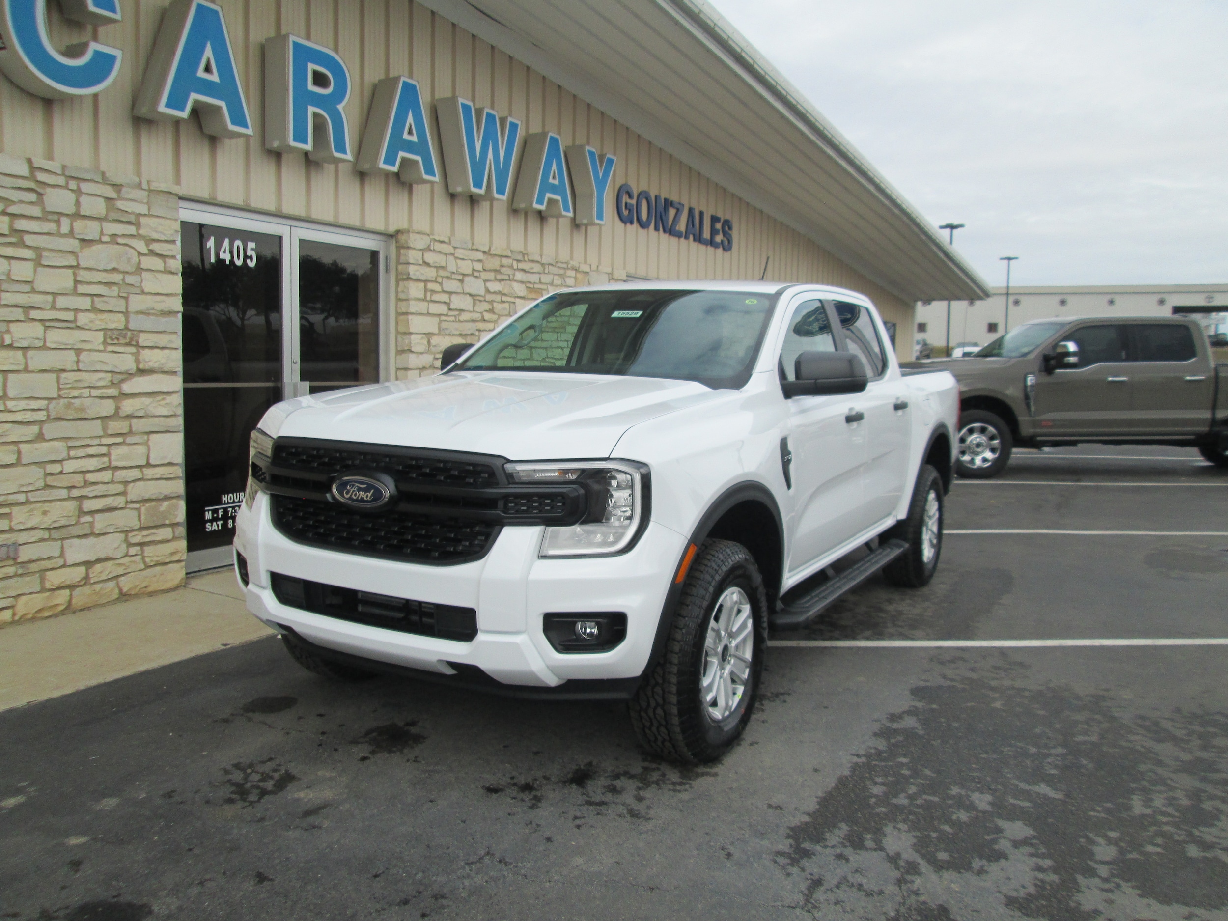 2025 Ford Ranger XL's photo