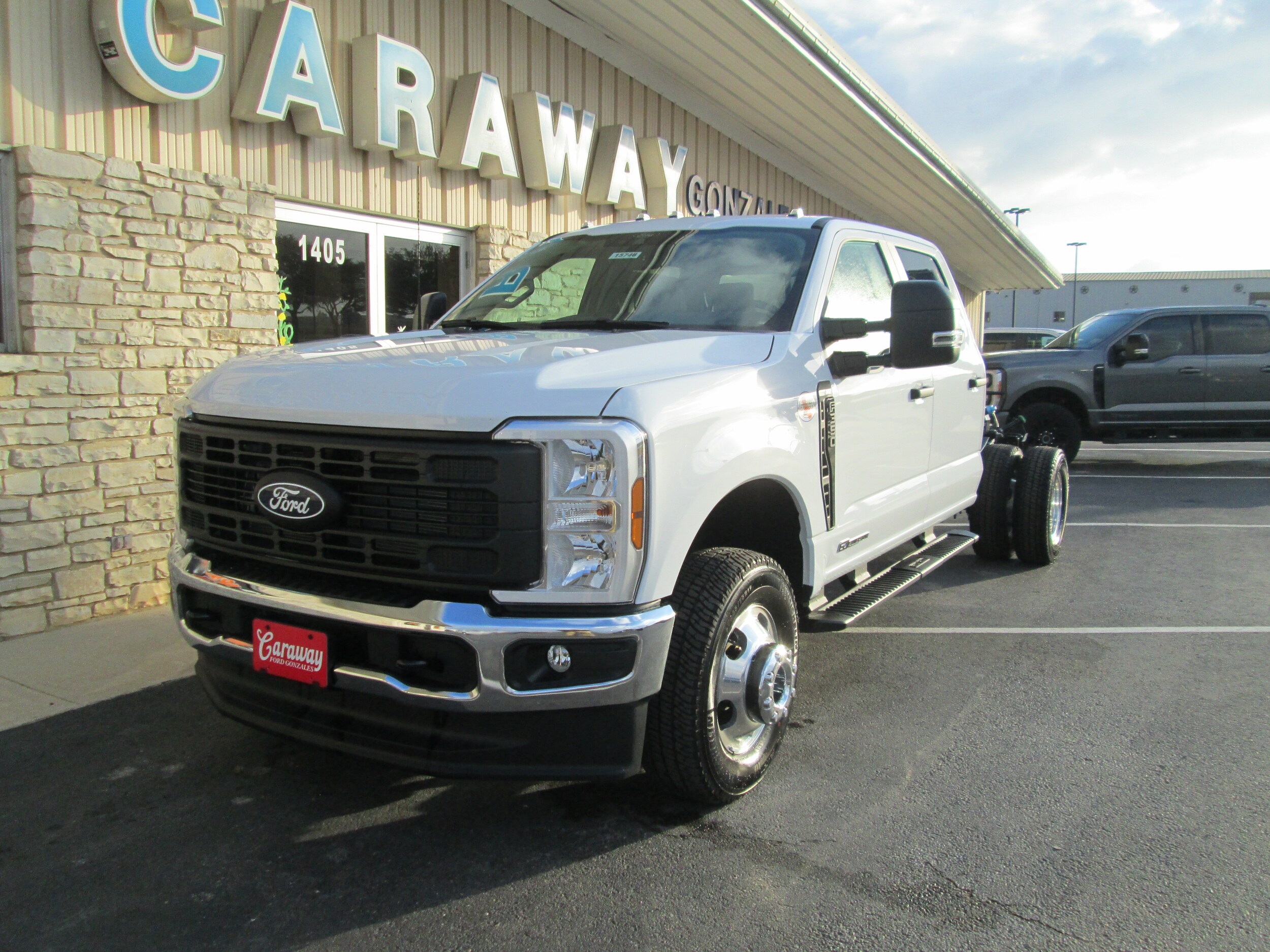 2027 Ford F-350 Super Duty Chassis Cab