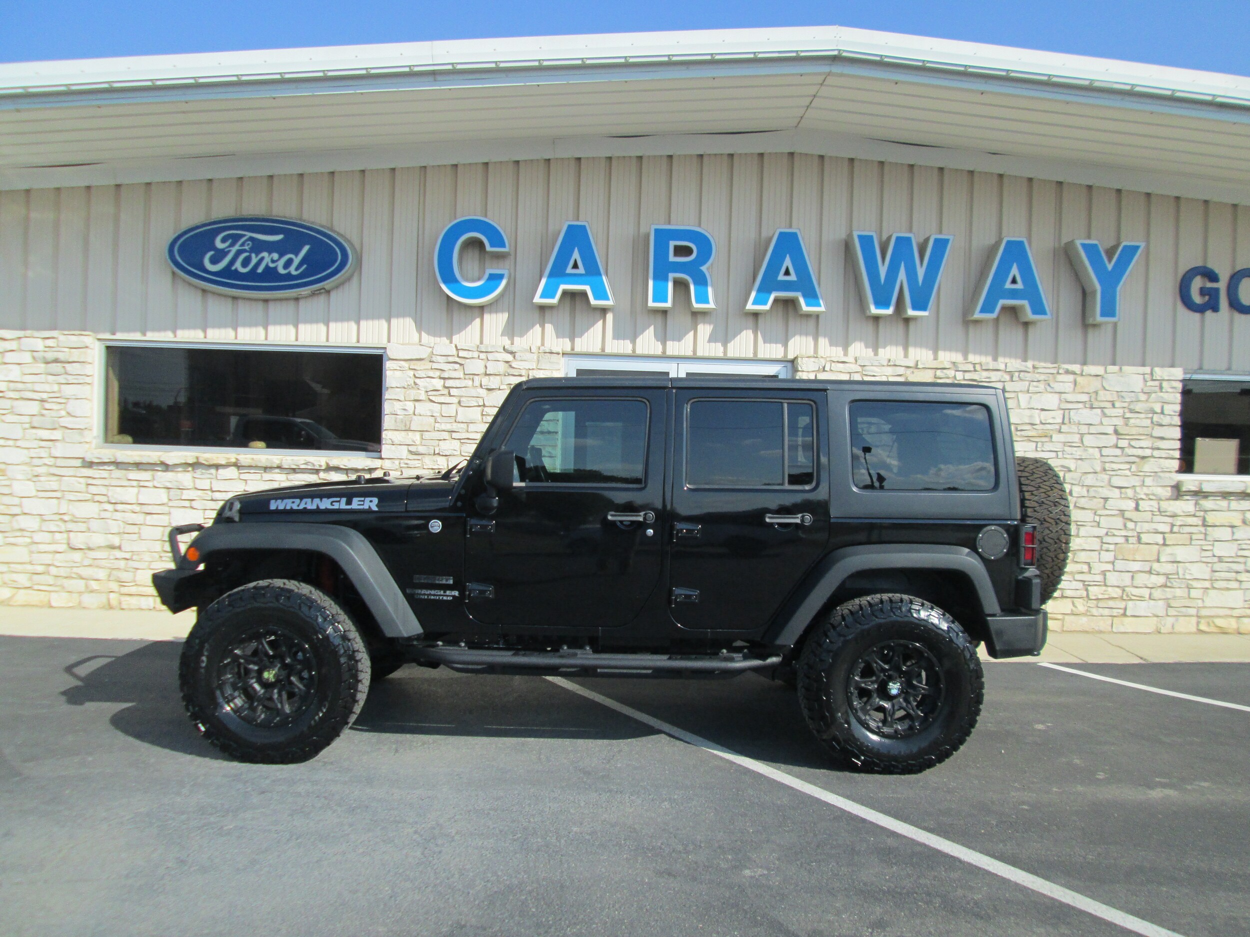 2014 Jeep Wrangler Unlimited Sport photo 2