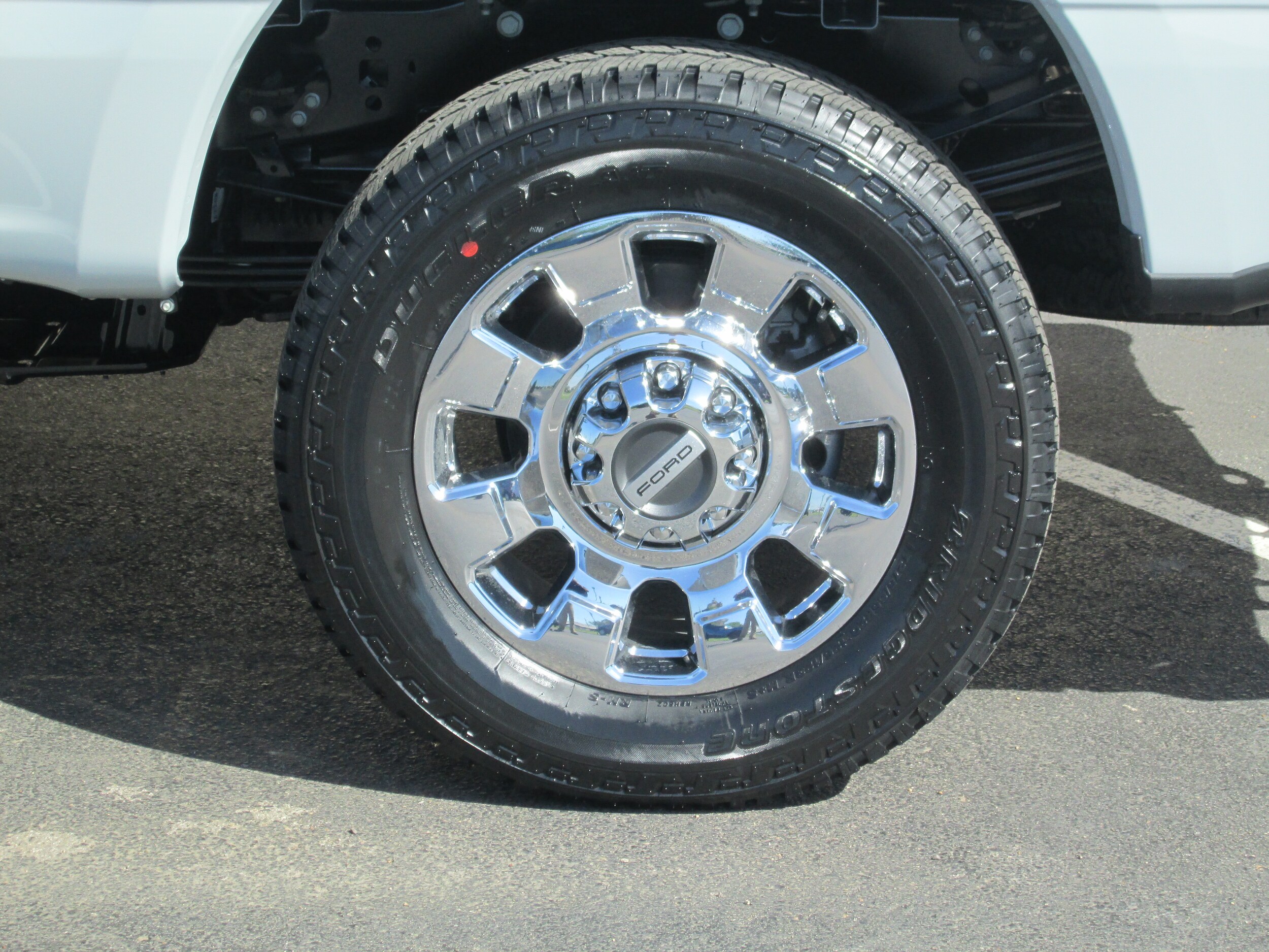 2025 Ford F-350 photo 3