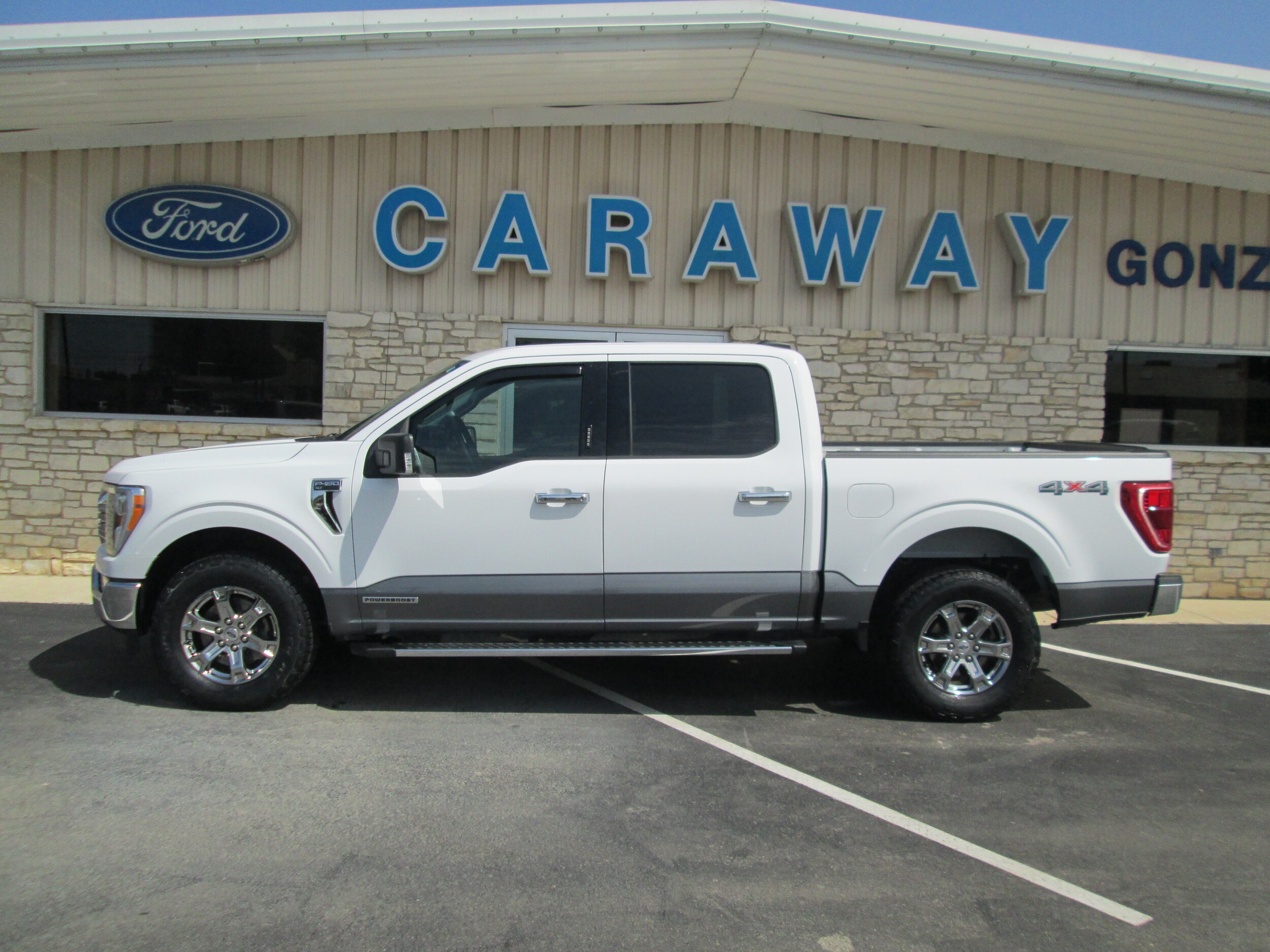 2021 Ford F-150 XLT photo 2