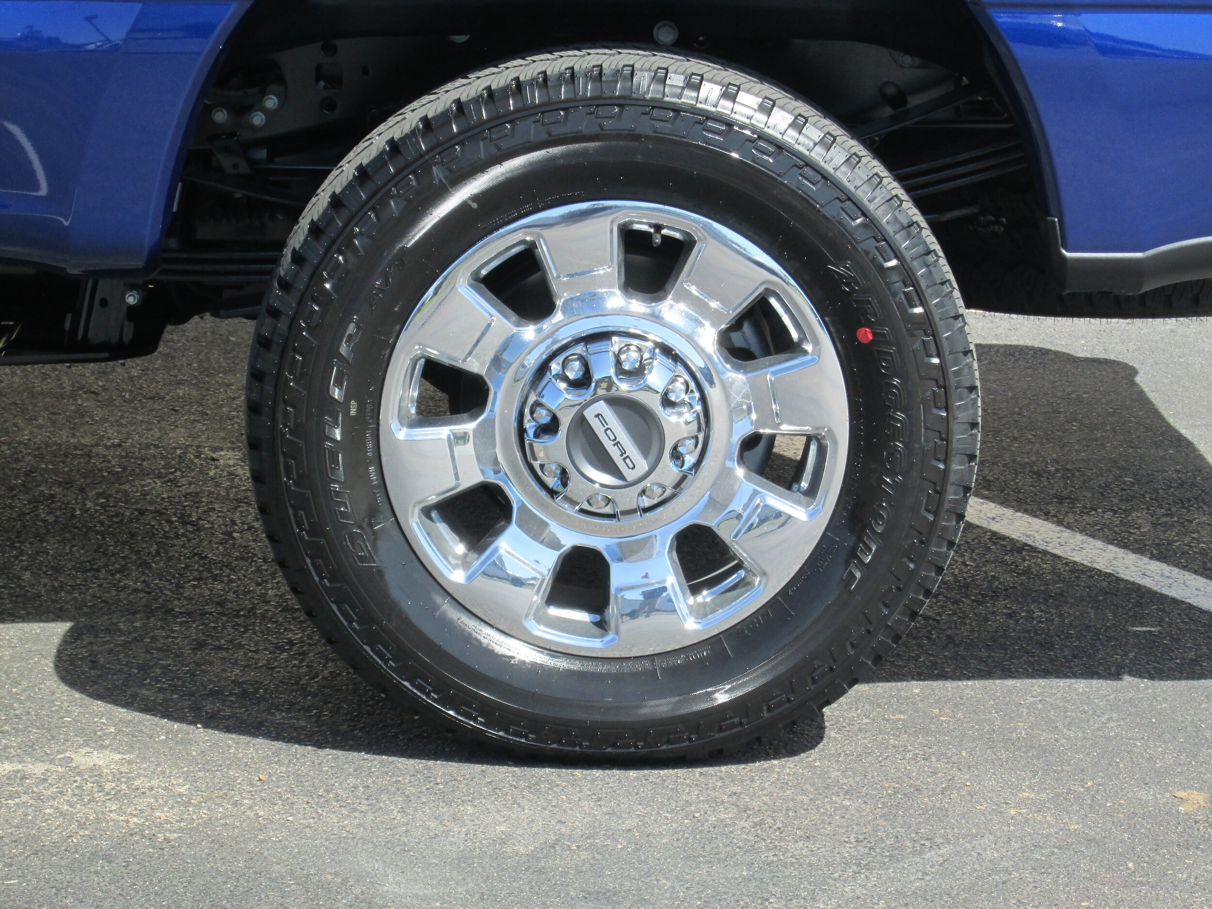 2026 Ford F-350 Lariat photo 3