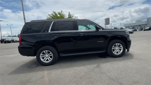 Thumbnail: 2017 Chevrolet Tahoe - 9