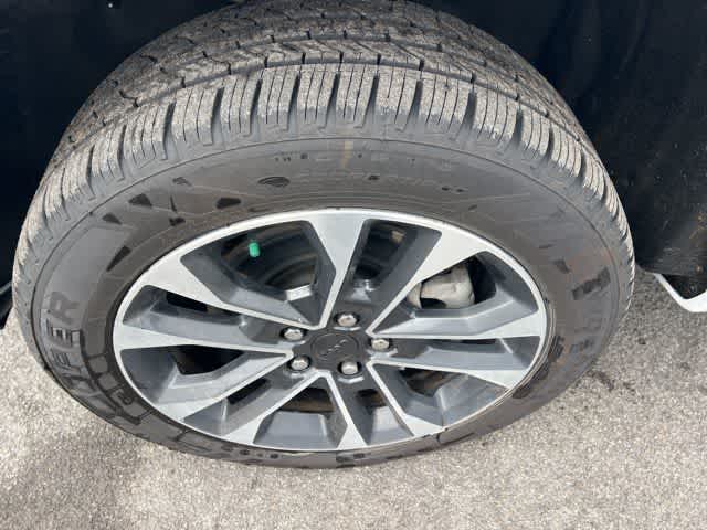 Thumbnail: 2023 Jeep Grand Cherokee - 8