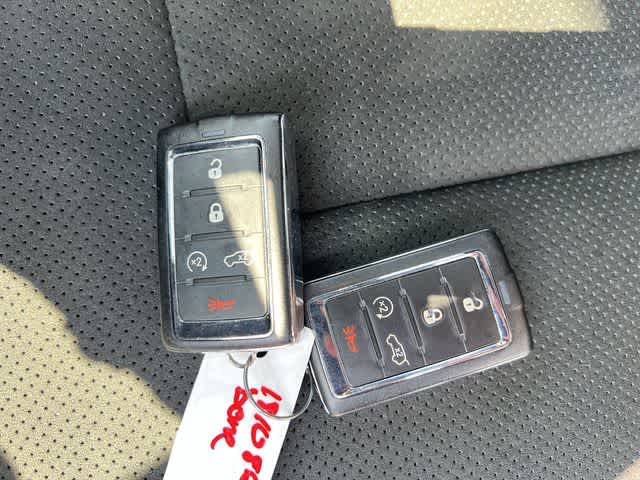 Thumbnail: 2023 Jeep Grand Cherokee - 25