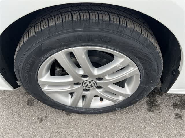 Thumbnail: 2017 Volkswagen Jetta - 12