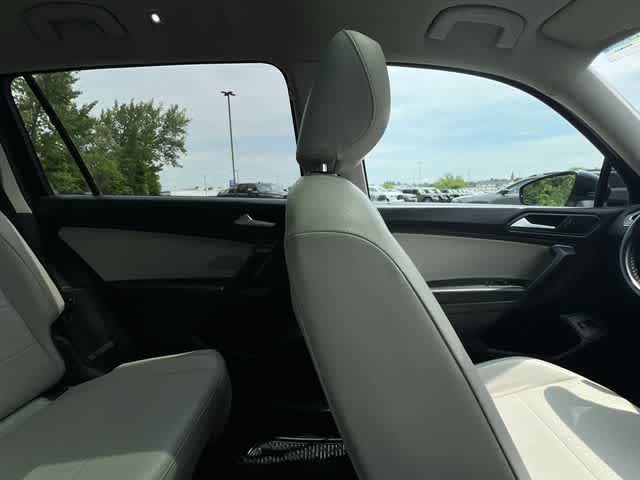 Thumbnail: 2019 Volkswagen Tiguan - 16