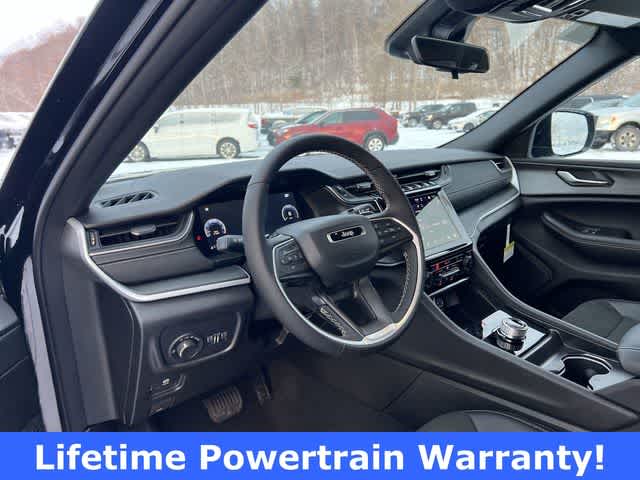 Thumbnail: 2025 Jeep Grand Cherokee - 10