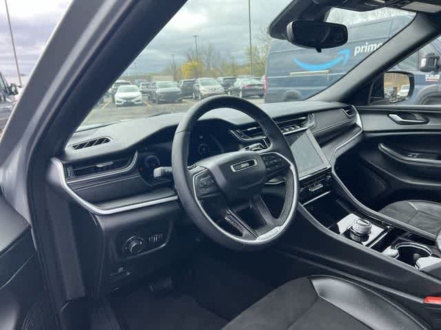 Thumbnail: 2023 Jeep Grand Cherokee - 10