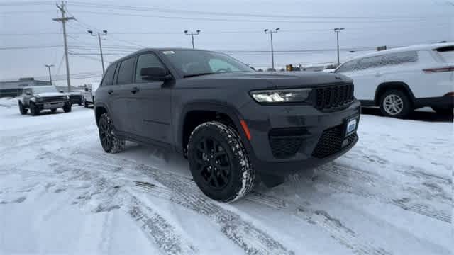 Thumbnail: 2025 Jeep Grand Cherokee - 2
