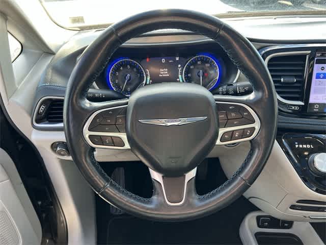 Thumbnail: 2021 Chrysler Pacifica - 20