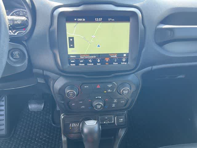 Thumbnail: 2022 Jeep Renegade - 21