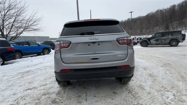 Thumbnail: 2017 Jeep Compass - 7