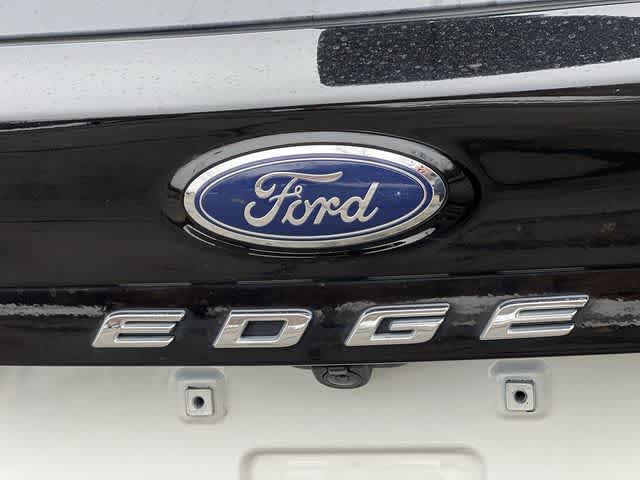 Thumbnail: 2022 Ford Edge - 11