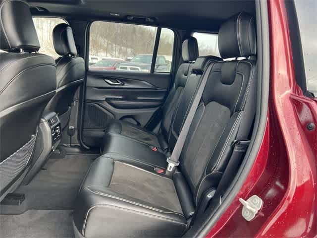 Thumbnail: 2023 Jeep Grand Cherokee - 17