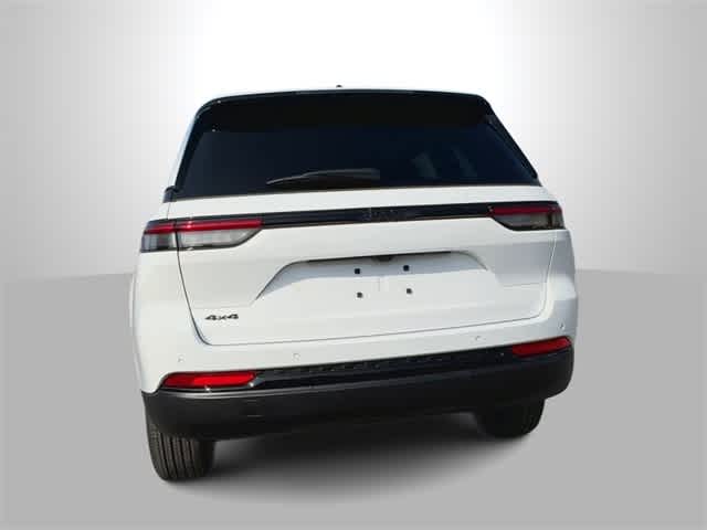 2025 Jeep Grand Cherokee Laredo 7