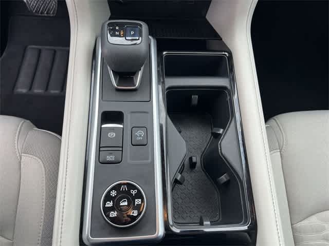 Thumbnail: 2022 Nissan Pathfinder - 22