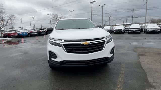 Thumbnail: 2022 Chevrolet Equinox - 3