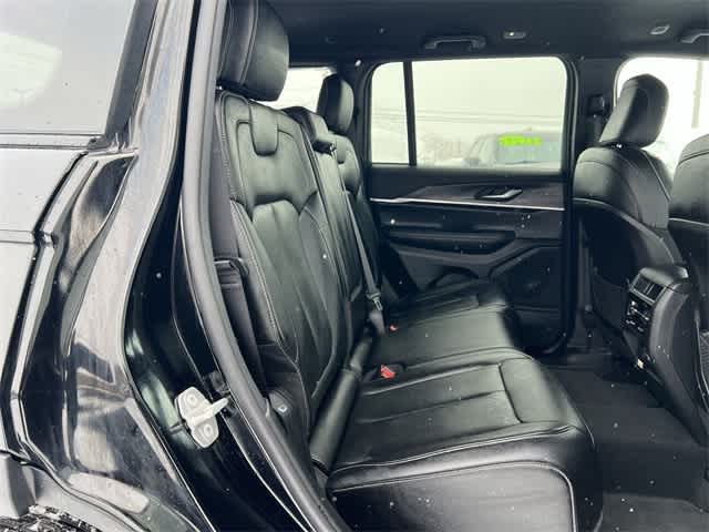 Thumbnail: 2024 Jeep Grand Cherokee - 18