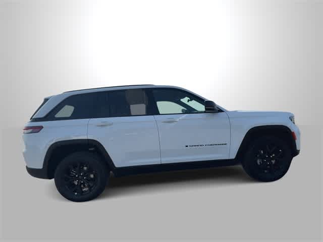 2025 Jeep Grand Cherokee Laredo 9