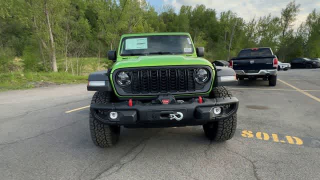 Thumbnail: 2026 Jeep Gladiator - 7