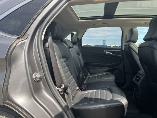 Thumbnail: 2022 Ford Edge - 18