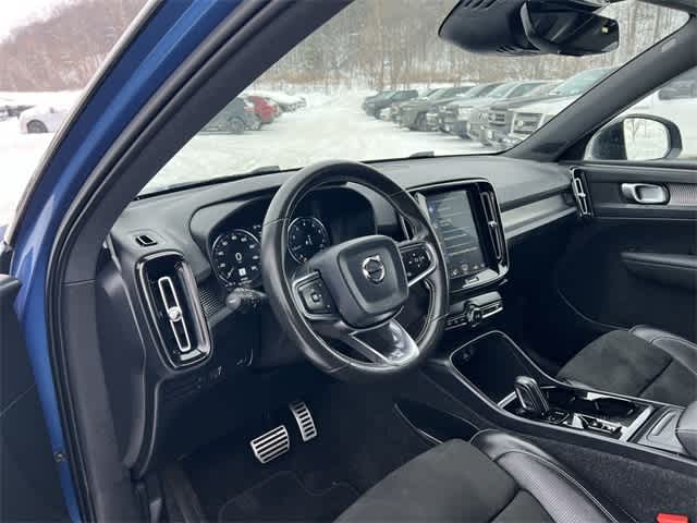 Thumbnail: 2020 Volvo XC40 - 10