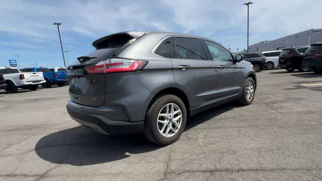 Thumbnail: 2022 Ford Edge - 8