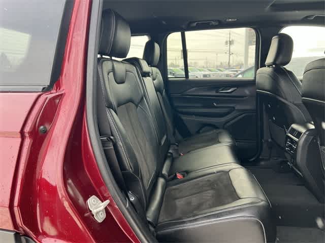 Thumbnail: 2023 Jeep Grand Cherokee - 18