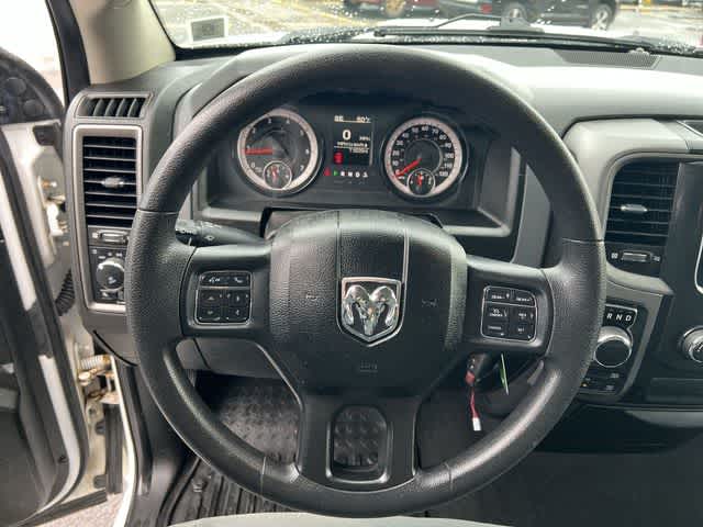 Thumbnail: 2019 RAM 1500 Classic - 28