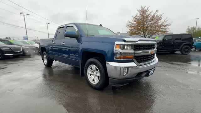 Thumbnail: 2017 Chevrolet Silverado 1500 - 2