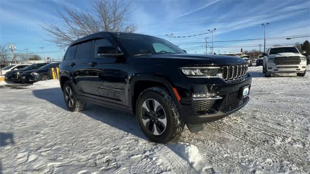 Thumbnail: 2022 Jeep Grand Cherokee - 2