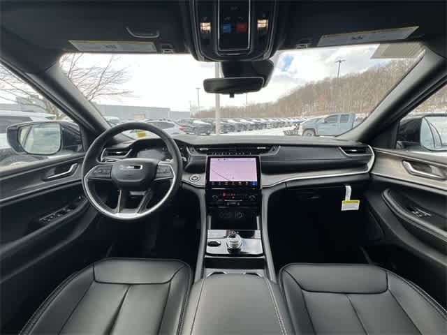 Thumbnail: 2025 Jeep Grand Cherokee - 14