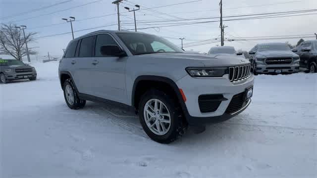 Thumbnail: 2023 Jeep Grand Cherokee - 2