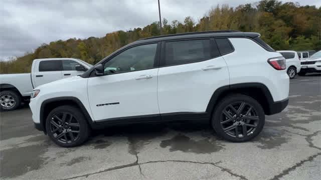Thumbnail: 2026 Jeep Compass - 5