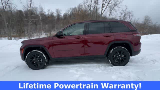 Thumbnail: 2026 Jeep Grand Cherokee - 5