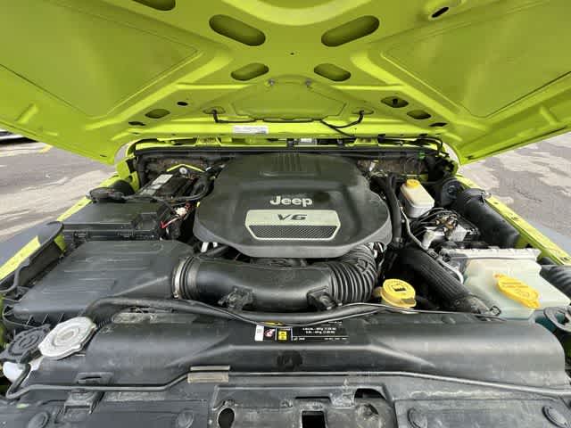 Thumbnail: 2017 Jeep Wrangler - 13