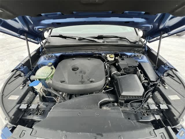 Thumbnail: 2020 Volvo XC40 - 13