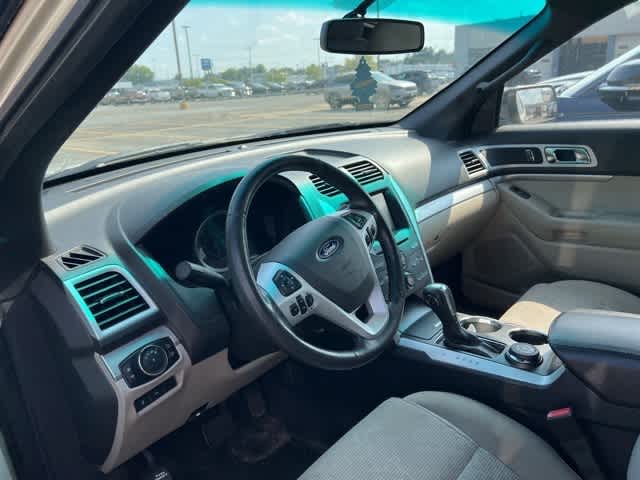 Thumbnail: 2011 Ford Explorer - 4