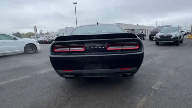 Thumbnail: 2017 Dodge Challenger - 7