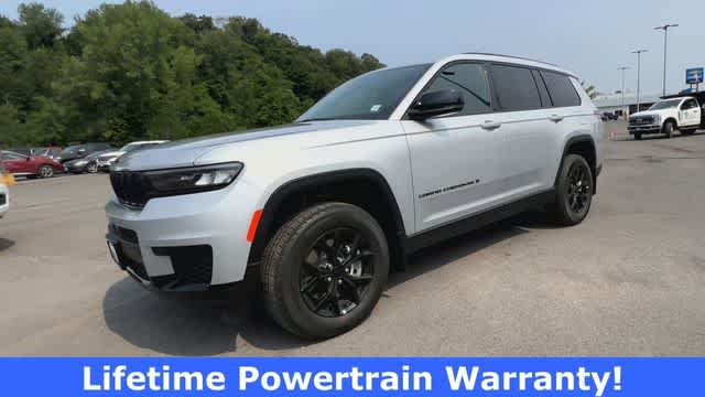 Thumbnail: 2025 Jeep Grand Cherokee L - 4