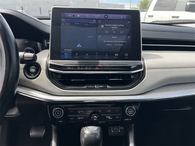 Thumbnail: 2022 Jeep Compass - 21