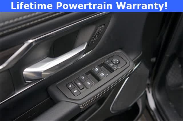 Thumbnail: 2026 RAM 1500 - 21