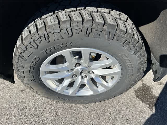 Thumbnail: 2019 Chevrolet Silverado 1500 - 12