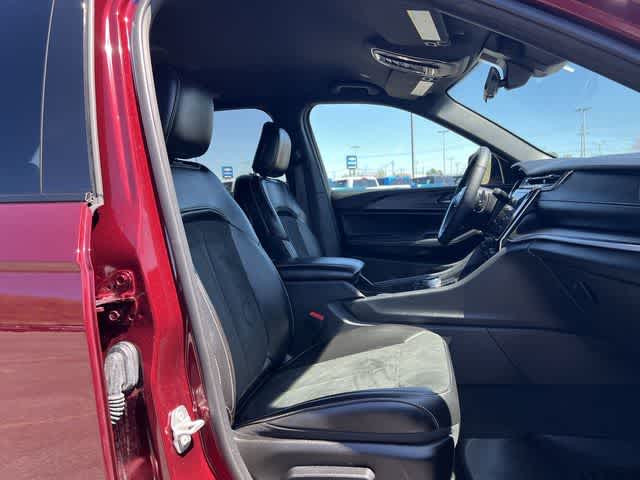 Thumbnail: 2025 Jeep Grand Cherokee - 19