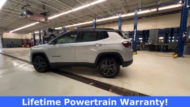 Thumbnail: 2026 Jeep Compass - 5