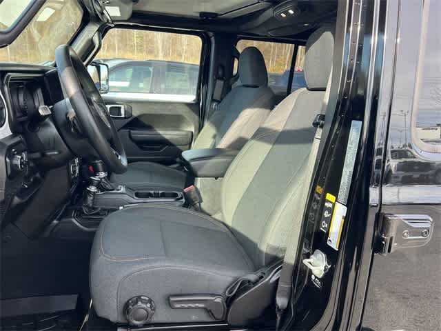 Thumbnail: 2025 Jeep Gladiator - 15