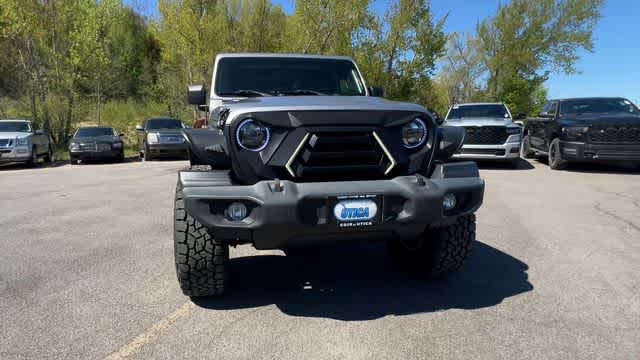 Thumbnail: 2021 Jeep Wrangler - 3
