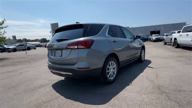 Thumbnail: 2024 Chevrolet Equinox - 8