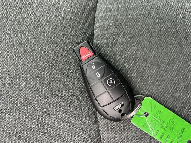 Thumbnail: 2022 RAM 1500 Classic - 25